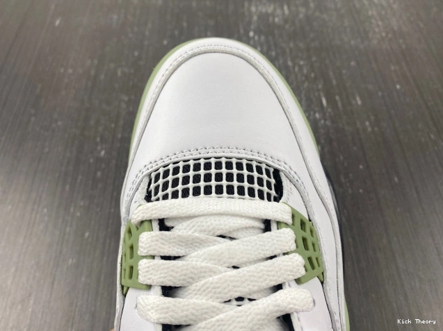 Kicktheory Seafoam Jordan 4 Air WMNS AQ9129-103 0728